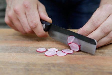 Cuțit THANG carbon steel — vedere profil tăiș drept precis